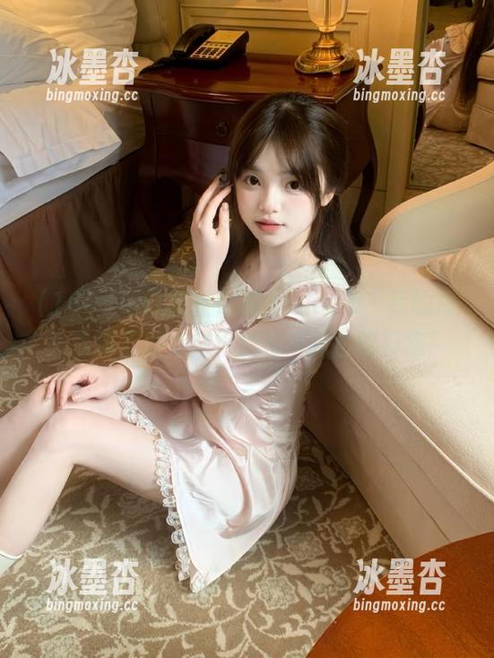 166.fun 打开166.funapp,我的指头遇到了瓜,你绝对想不到它的反应!