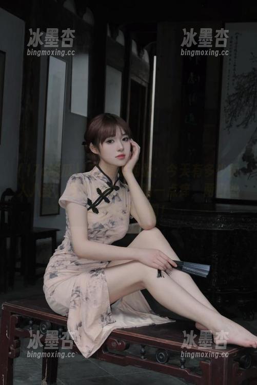 17c吃瓜网站：今天有多少惊人八卦，吞下去的却比喻一点痒，两口热乎的就顶饱啊！
