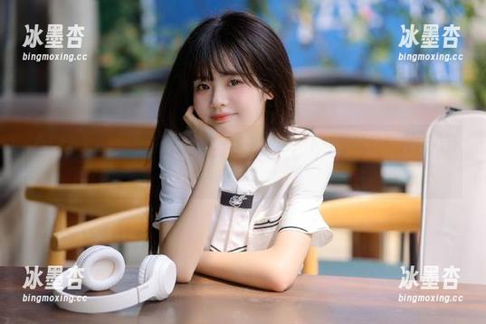 51cg 上一秒在“51cg001”官网,下一秒我可能变成八卦狂魔。