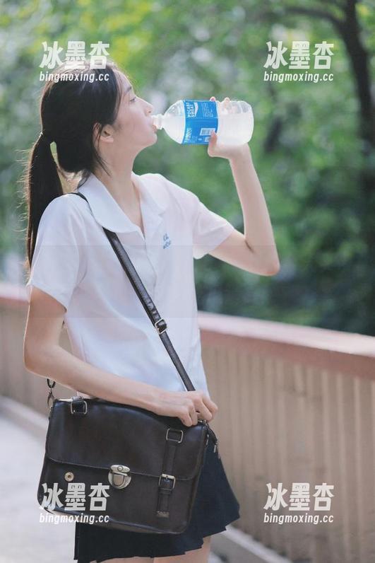 你们看！51cg1苹果版今天又带来了炸裂的吃瓜消息！