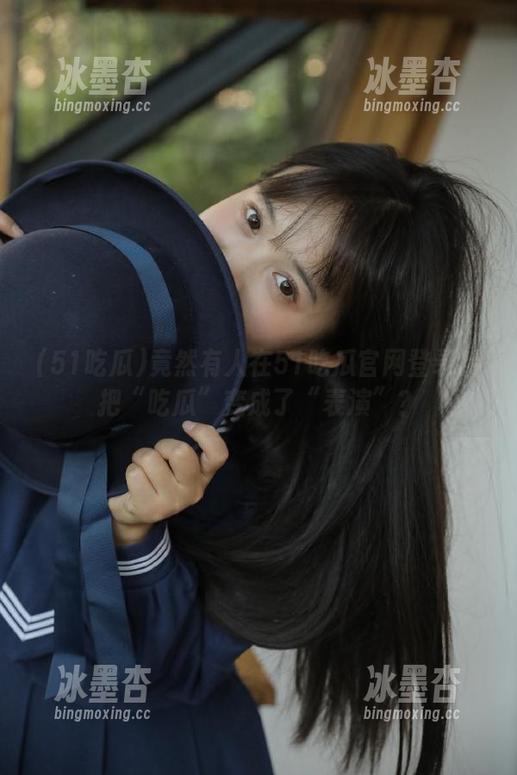 竟然有人在51吃瓜官网登录后把“吃瓜”变成了“表演”？