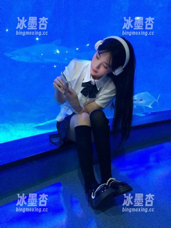 瞧瞧！下载“52吃瓜”，看你到底能嗑多少瓜。