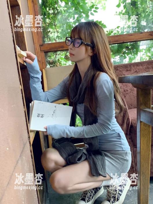 真心建议，登录718.st时别手痒，下载不来还得等…等得我太着急了！