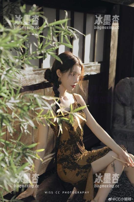 91吃瓜 为什么我老是在官网上“91吃瓜”网址前停留,就是这种神奇的吸引力吧?