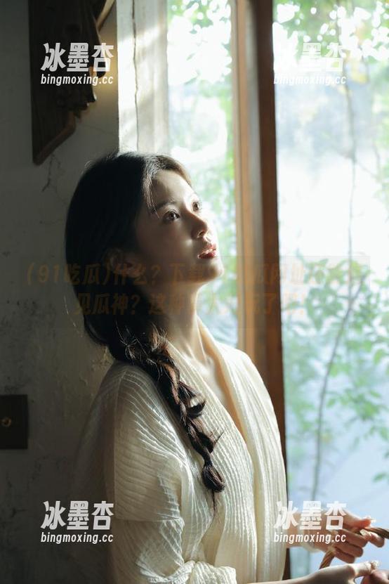 91吃瓜 什么?下载91吃瓜网址还能遇见瓜神?这种事太好玩了吧!