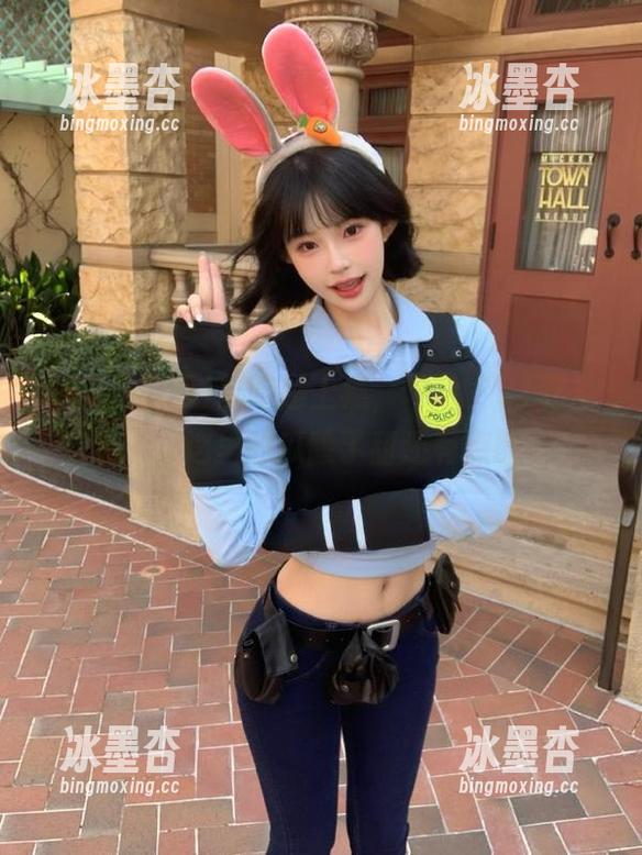 越吃越上瘾，地址“91吃瓜网”，这里的瓜除了甜还有点酸…