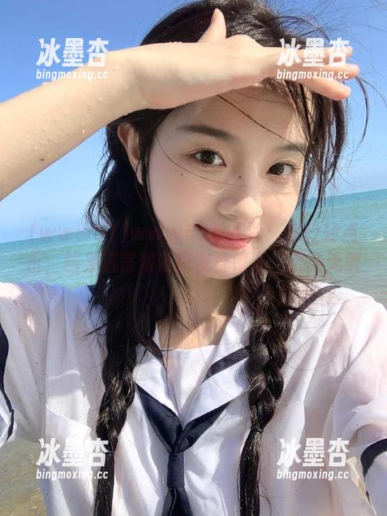 www51苹果版：我轻轻点击，结果流言蜚语把我整懵了，沉迷无解。