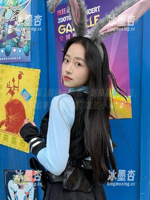 五一吃瓜 别闹了,五一吃瓜最新消息,娜娜的事果然炸裂了我的小心脏。