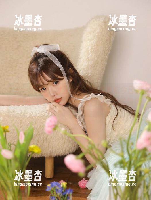 五一吃瓜群众 五一吃瓜群众发布今日那点事儿,让你在吃瓜中找回对生活的热情。