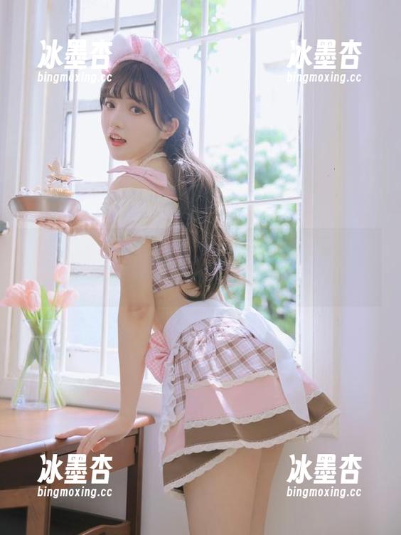 在“免费吃瓜网”的网页里，我的好奇心被完全俘获了。