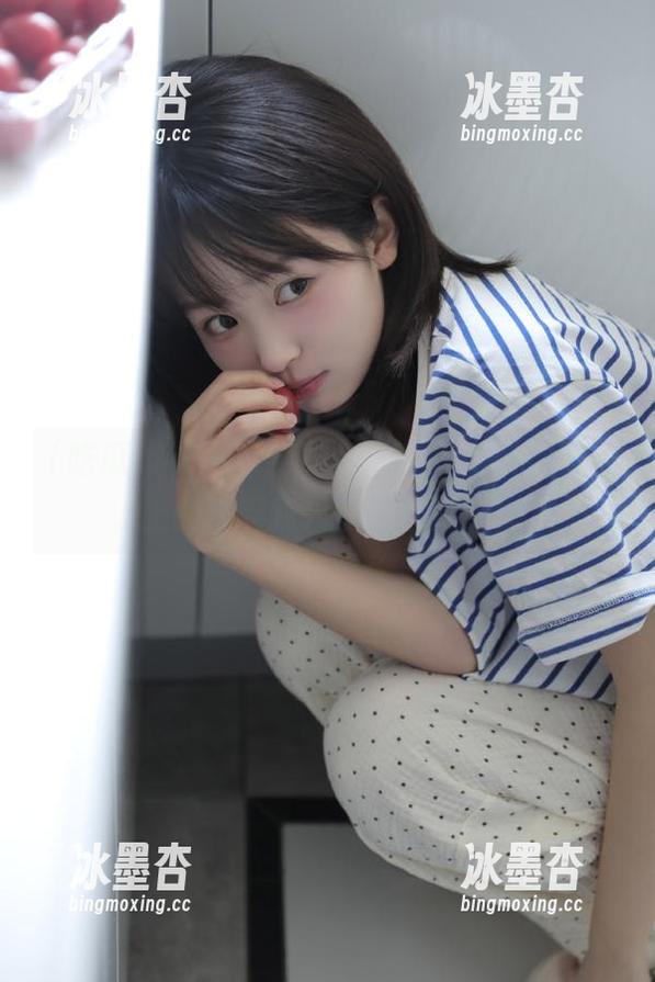 观看吃瓜17：瓜里瓜外，网络上的黑料我只想默默扭头...