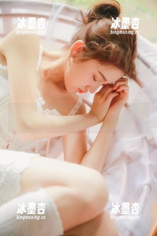 吃瓜91中心 今天的吃瓜91中心苹果版,脑洞大开,瓜皮都飞起来了!