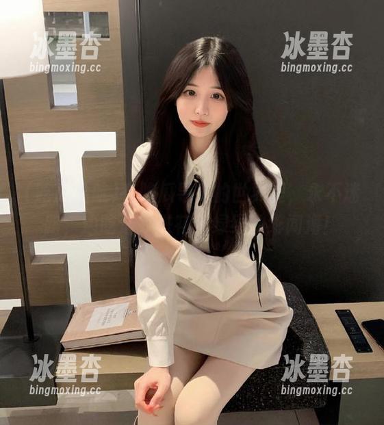 吃瓜导航 在吃瓜导航的世界里,永不迷路,边吃边跌进花花绿绿的绯闻海!