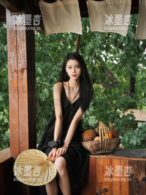 吃瓜网发布的内幕透露，果然是种奇妙的暗示，心痒痒啊！