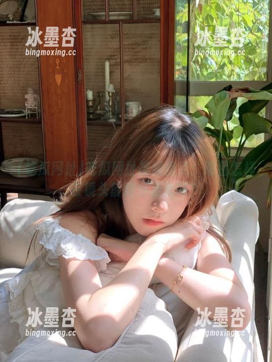 吃瓜网址 吃瓜网址视频盘点:明星怎样在镜头前意外走光的?