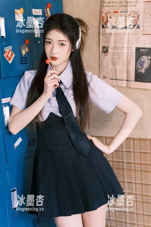 在“吃瓜黑料”在线登录，黑料随时滚动，上演刺激的剧情对决！