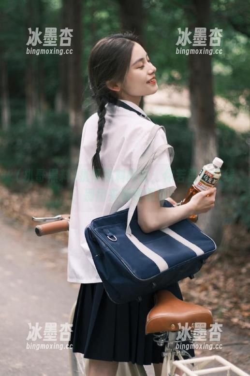 扒哥黑料网址：你若智商在线，别用来解锁黑料！