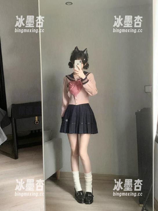 黑料app 刚点进黑料app官网,网页就像诱惑的蜜糖,根本让我无法抗拒。