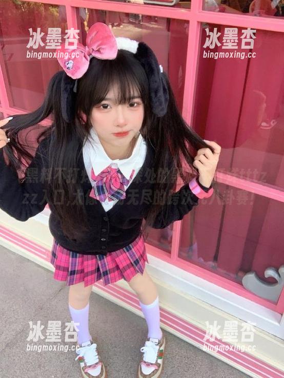 网页深处的黑料不打烊tttzzz入口,太像一场无尽的跨次元八卦赛！