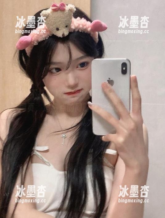 在“黑料不打烊,万里长征传”网页，追热点的同时我只想说一句：这锅可真大！