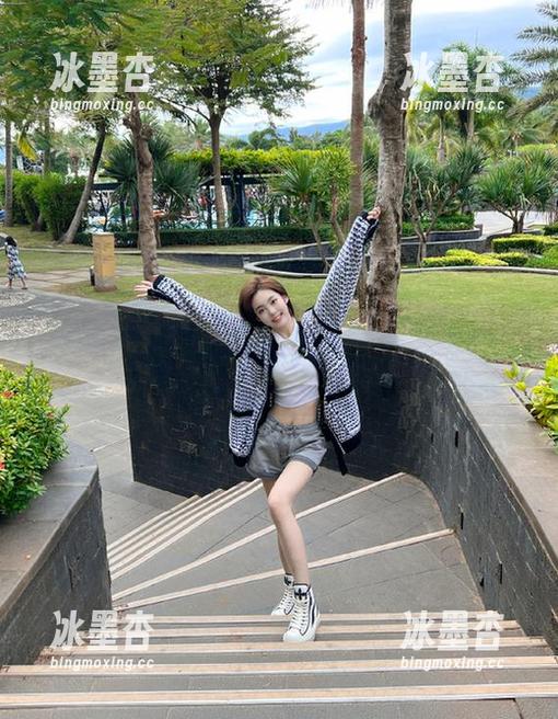 跳转广告不休，黑料不打烊，直达我无聊的时光旅行。