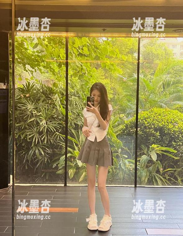 观看万篇长征黑料正能量，心慌慌还是忍不住想多看几眼