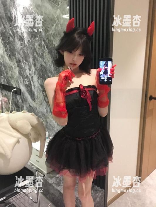 黑网料 黑网料往前直达,明明是八卦却让人燃起了无限想象。